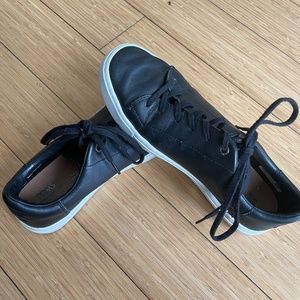 Toms Black Leather Sneakers (Women's 7.5)